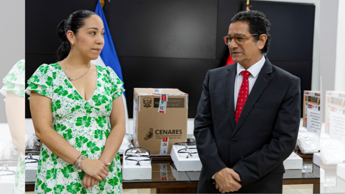 El Perú y El Salvador fortalecen lazos de cooperación con donación de equipos médicos