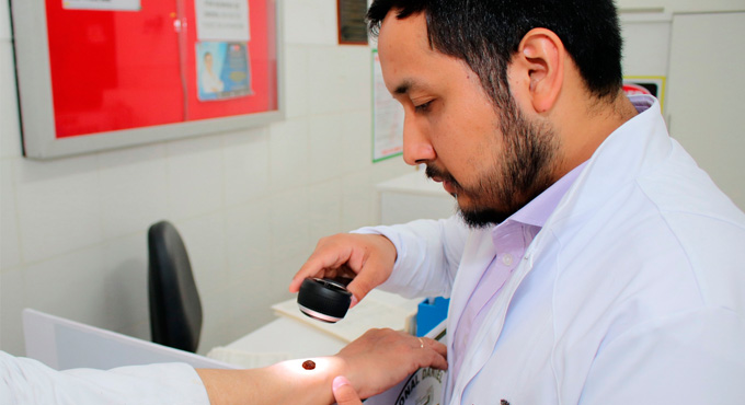 CONSULTA DERMATOLÓGICA