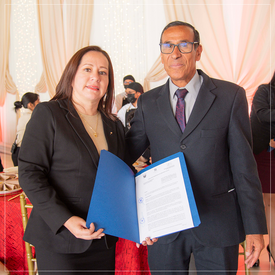 Jueces que superaron meta del 120% fueron reconocidos