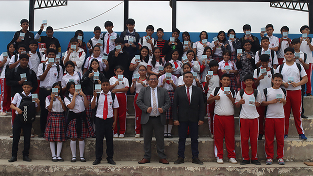 Tribunal Constitucional realizó en tumbes la charla académica “La Constitución en el Cole” en el Colegio República del Perú