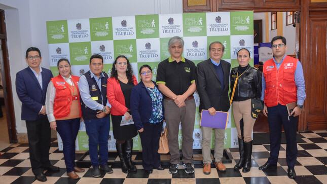 FUNCIONARIOS 