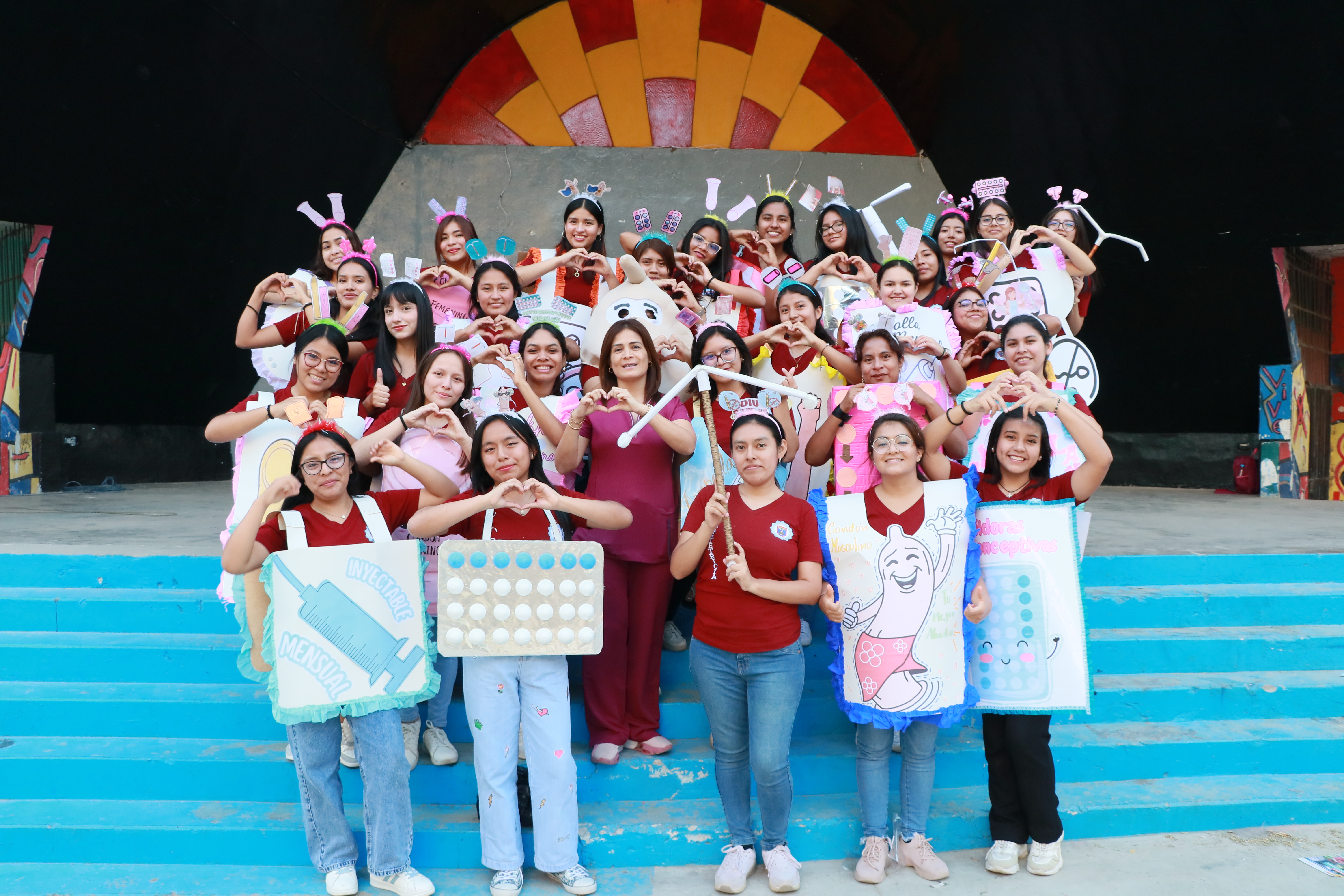 El evento estuvo a cargo del equipo de la Estrategia de Salud Sexual y Reproductiva de la Dirección Ejecutiva de Intervención Sanitaria Integral en trabajo articulado con las alumnas de la especialista de obstetricia de la Universidad Nacional de Piura.

