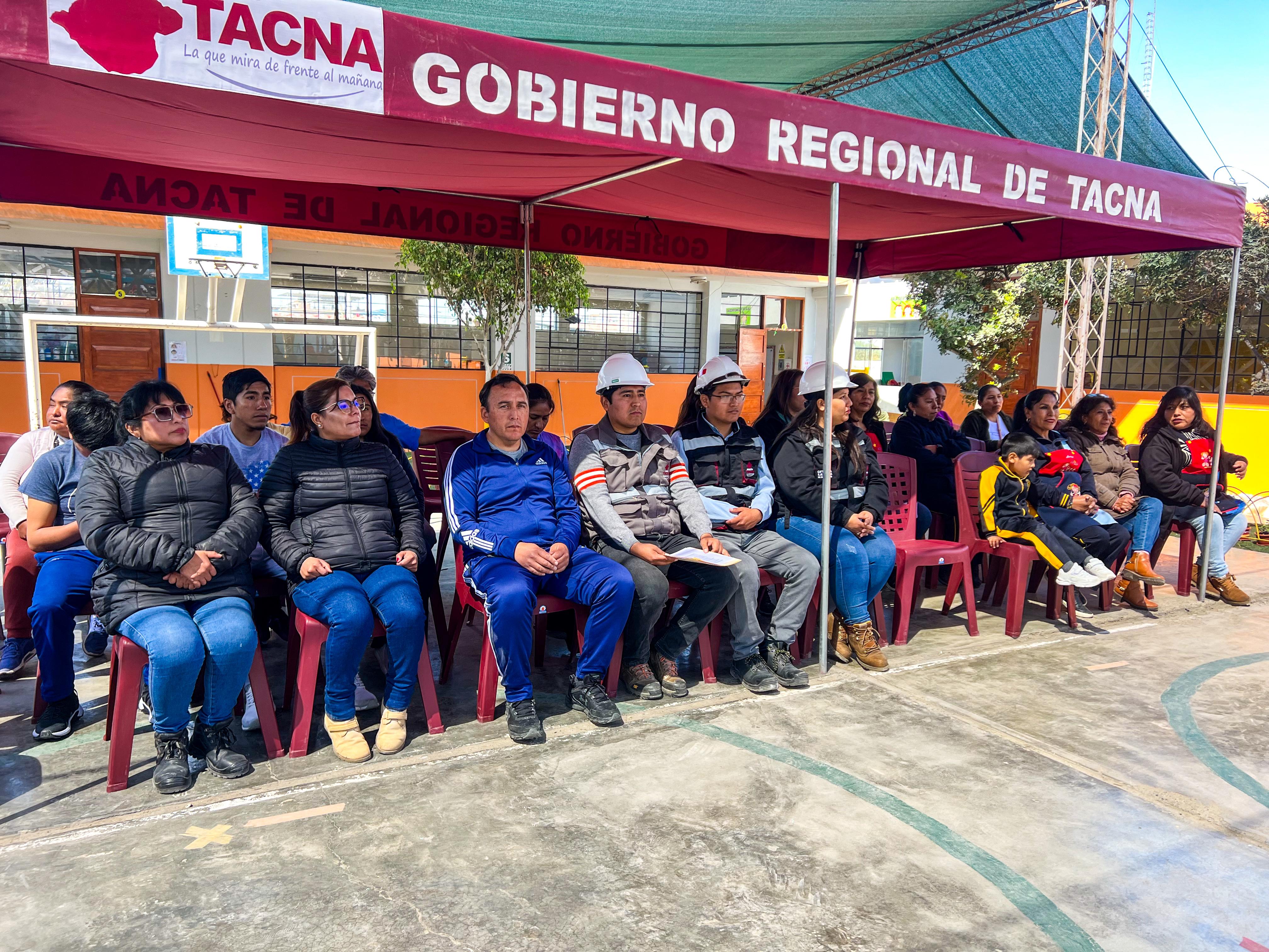 Inician mantenimiento a I.E.I. José de San Martín del distrito de Alto de la Alianza 