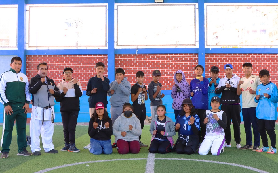 Patrullas juveniles participan en sesion de defensa personal