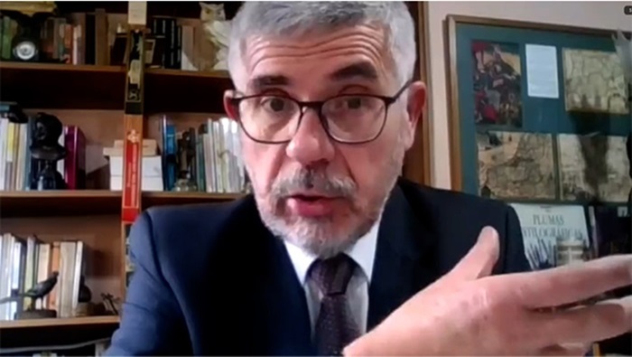 Ciclo de conferencias “Constitucionalismo y filosofía del derecho en el siglo XXI” realizó el CEC del TC