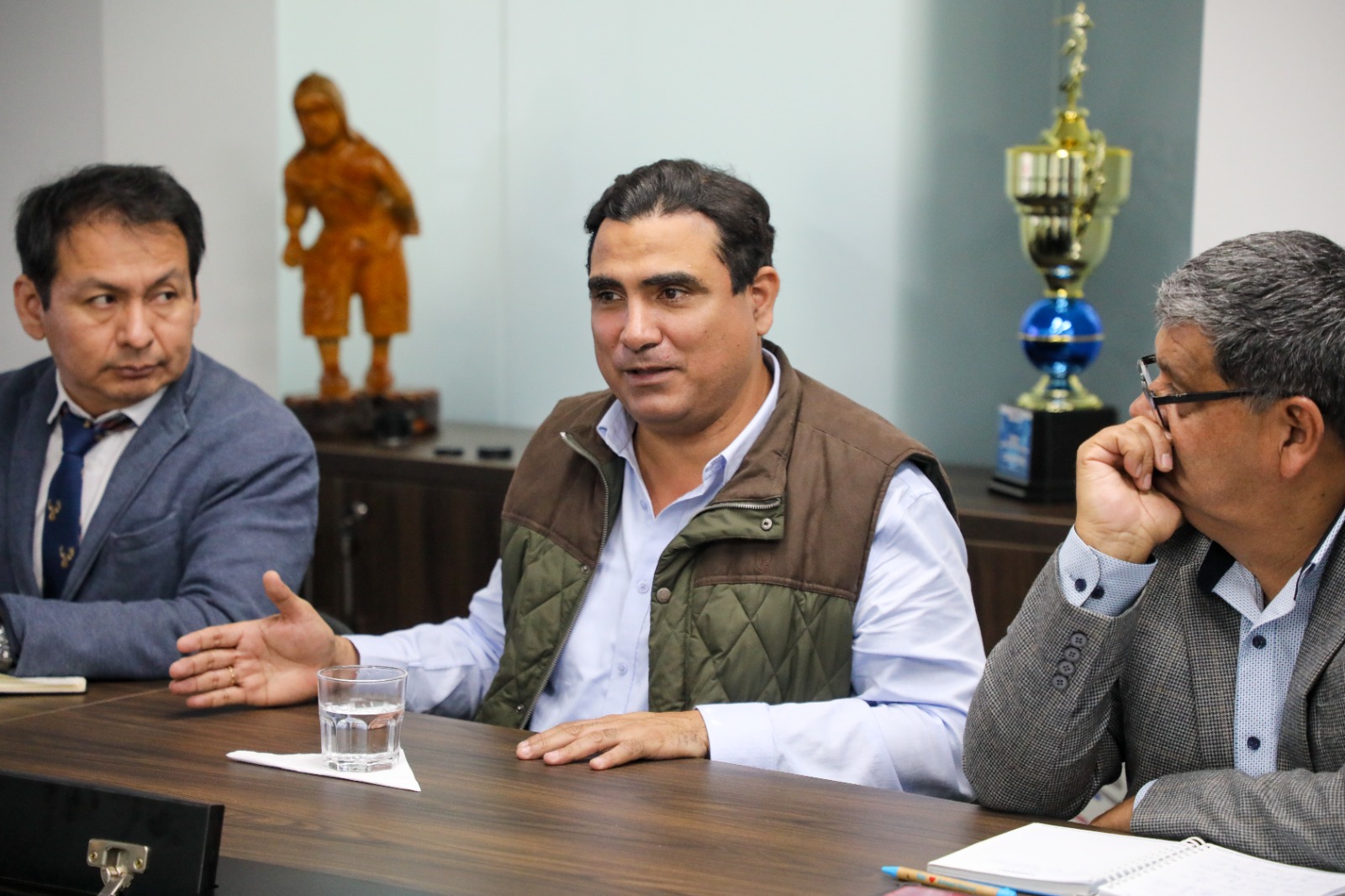 Gobernador y jefe de ANIN trabajan para sacar adelante carretera Chulucanas-Frías y drenaje pluvial de Piura