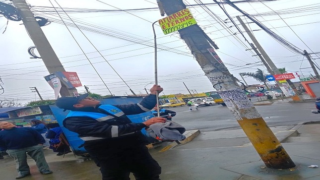 Gerencia de fiscalización y control realiza operativo contra la contaminación visual en Huaral