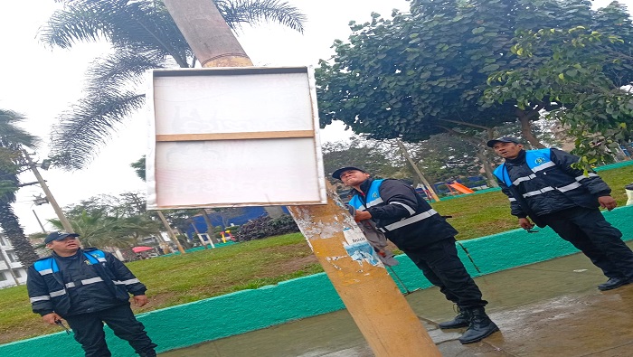 Gerencia de fiscalizaci贸n y control realiza operativo contra la contaminaci贸n visual en Huaral