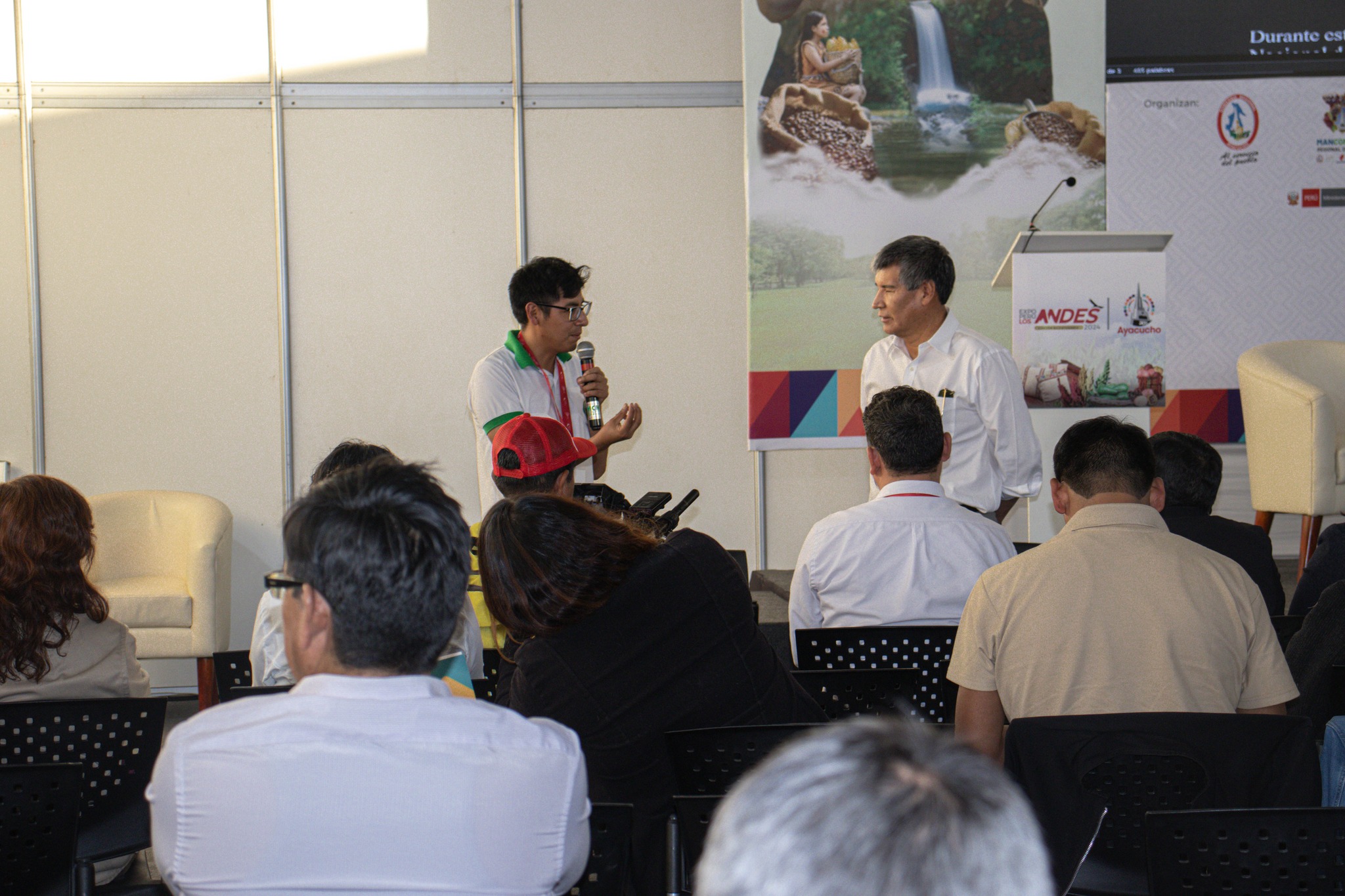 Presencial del Gobernador Regional de Ayacucho en la Mesa Técnica.