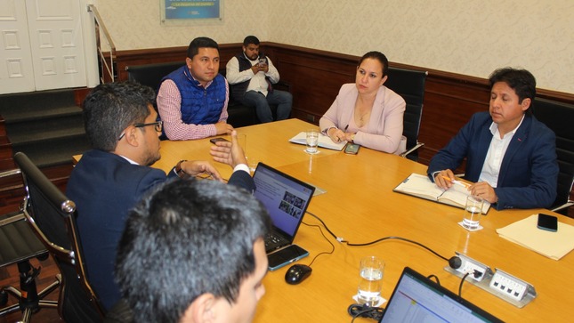 Gobierno regional Recibe a la Delegación de YOFC PERÚ SAC para Avanzar en el Proyecto de Banda Ancha en La Libertad