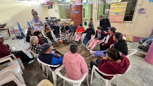 Continua los trabajos en favor de los adultos mayores de la provincia de Huarmey.