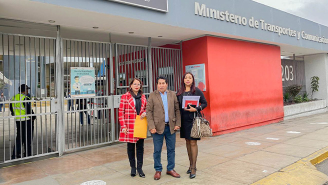 Alcalde realiza gestiones en el MTC para la instalación de semáforos en la panamericana norte de Huarmey.