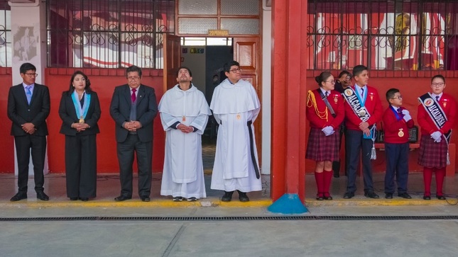 ¡Por un Puno ecosostenible! Municipalidad realiza reconocimiento a la Institución Educativa Nuestra Señora de la Merced