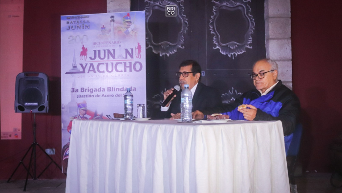 “Tertulias: palabras del Bicentenario”: Cancillería Moquegua conmemora independía del Perú con noche cultural