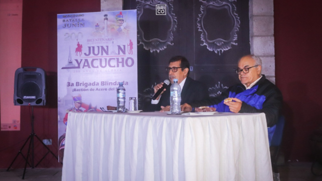 “Tertulias: palabras del Bicentenario”: Cancillería Moquegua conmemora independía del Perú con noche cultural