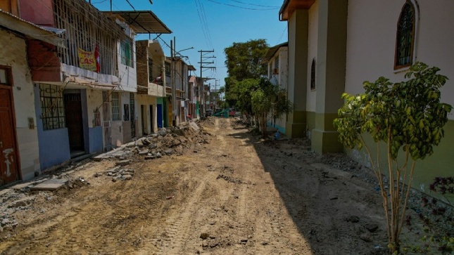 Av. Fortunato Chirichigno 