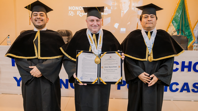 Fotografía de la Mesa de Honor