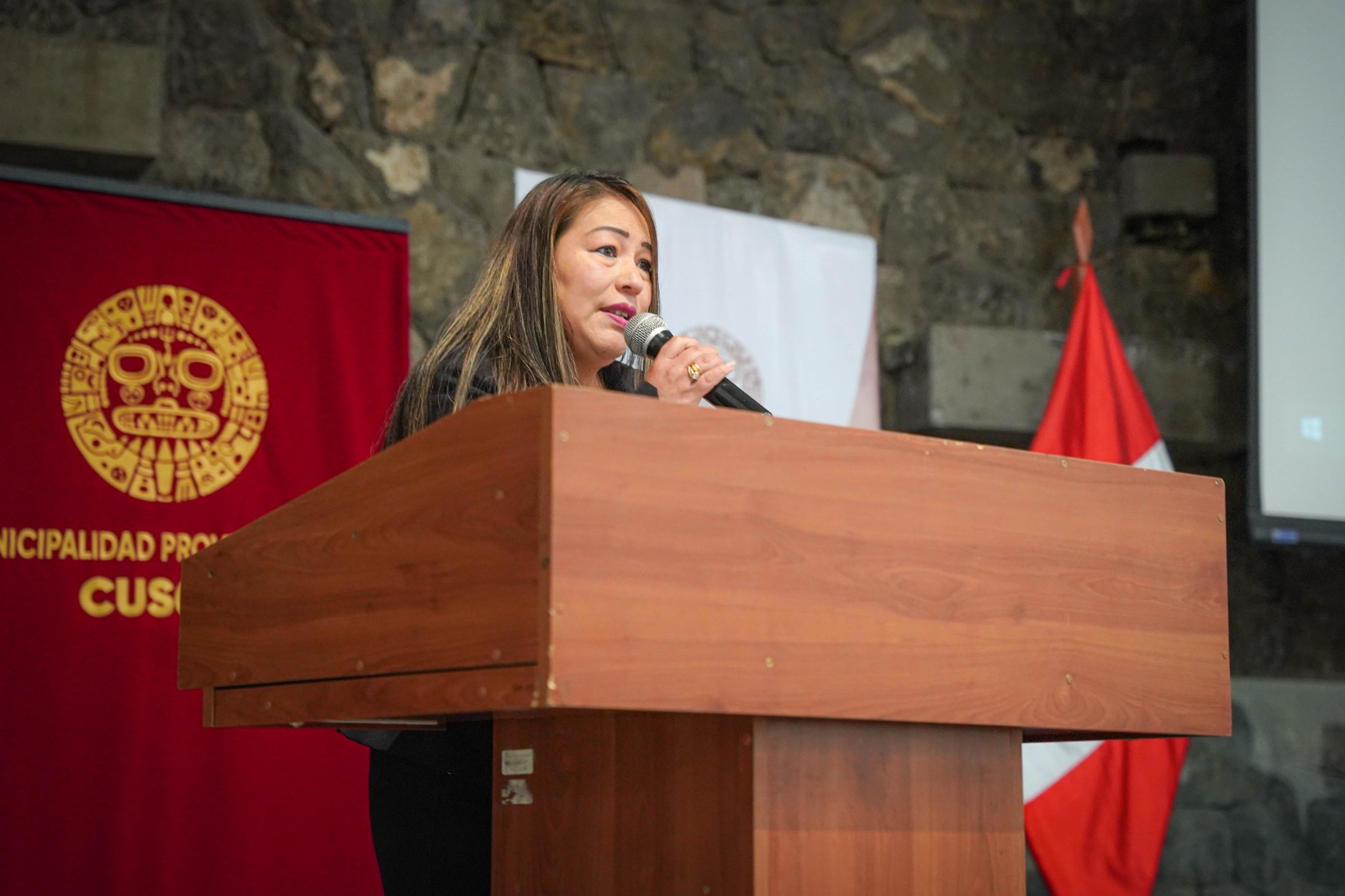 Presidenta de la Corte de Cusco inauguró II Encuentro Regional de Demunas