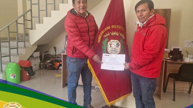 Reconocimiento al Alcalde del Distrito de Huaros por la labor en Pensión 65