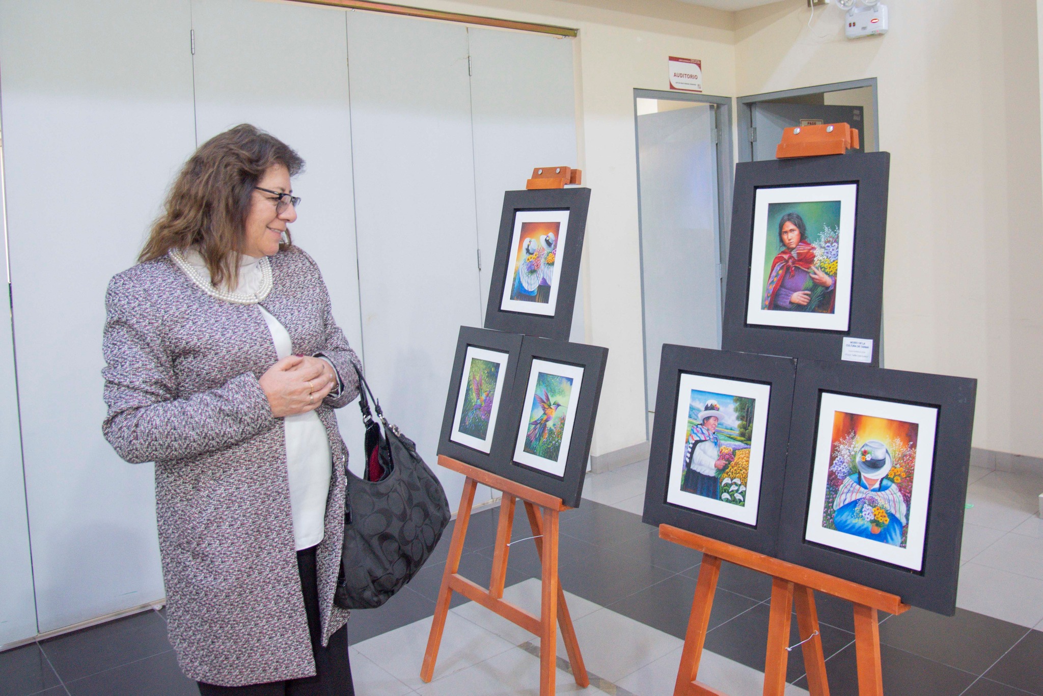 Artistas plásticos participaron en muestra pictórica y fotográfica