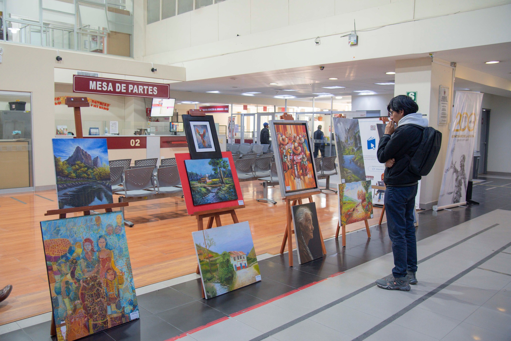 Artistas plásticos participaron en muestra pictórica y fotográfica