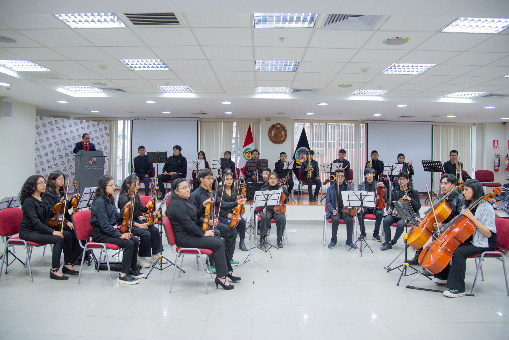 Orquesta sinfónica infantil y juvenil un referente en la Región Junín