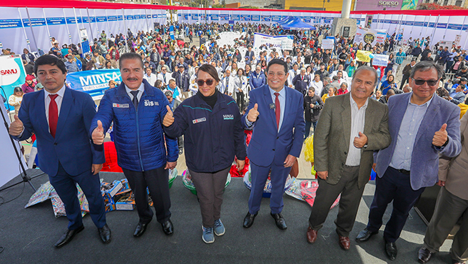 FOTO 1 Más de 15 mil atenciones se brindarán durante megacampaña de salud Minsa Móvil en La Victoria