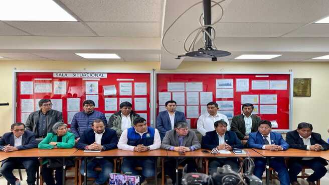 Alcaldes de Cusco exigen financiamiento del plan Mil al Gobierno Nacional