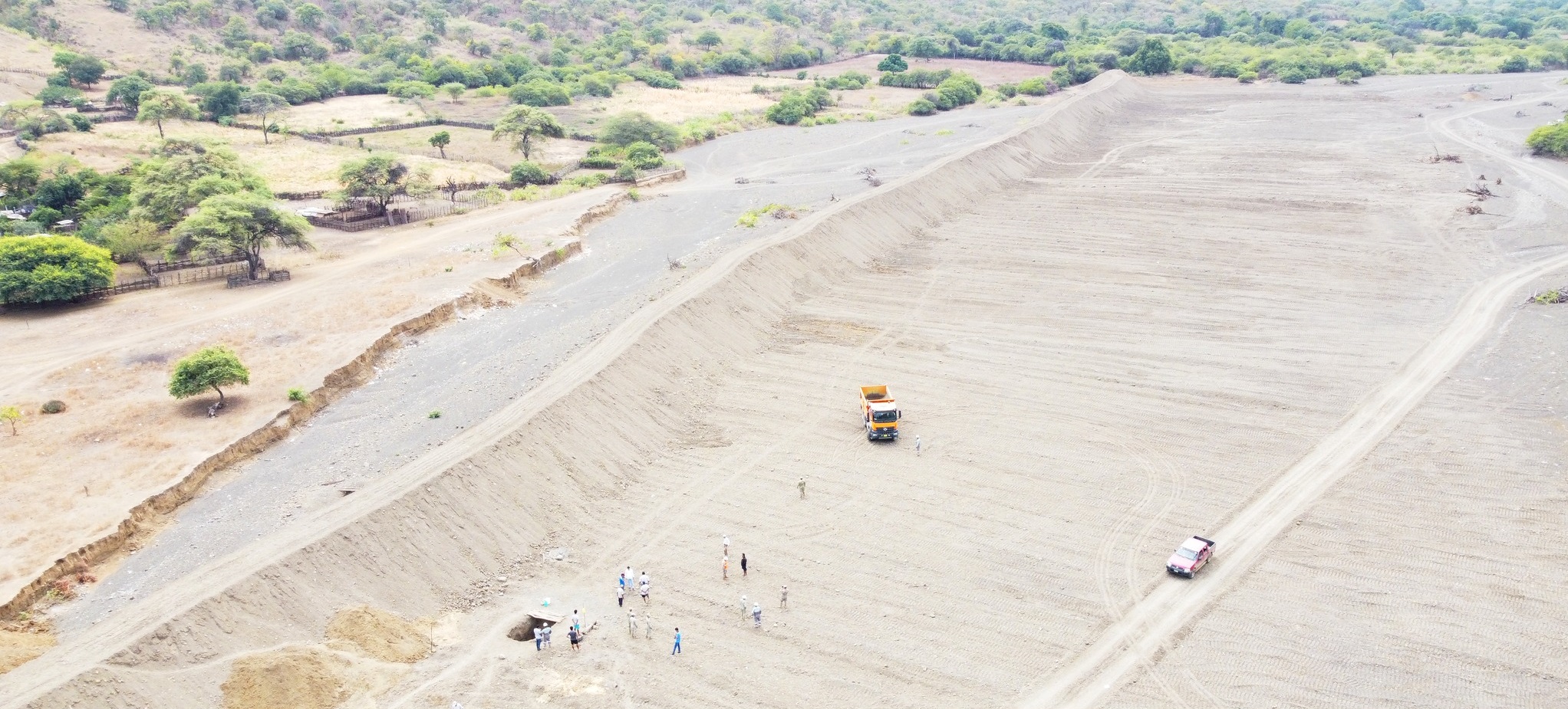 Alcalde De Lancones dió por Finalizado Trabajos de Construcción de Defensas Ribereñas para el Caserío El Chaylo y Los Encuentros de Pilares