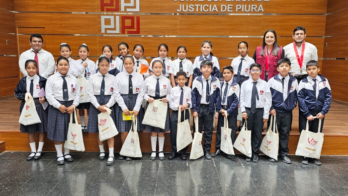 Escolares visitaron instalaciones de la Corte Superior de Justicia de Piura