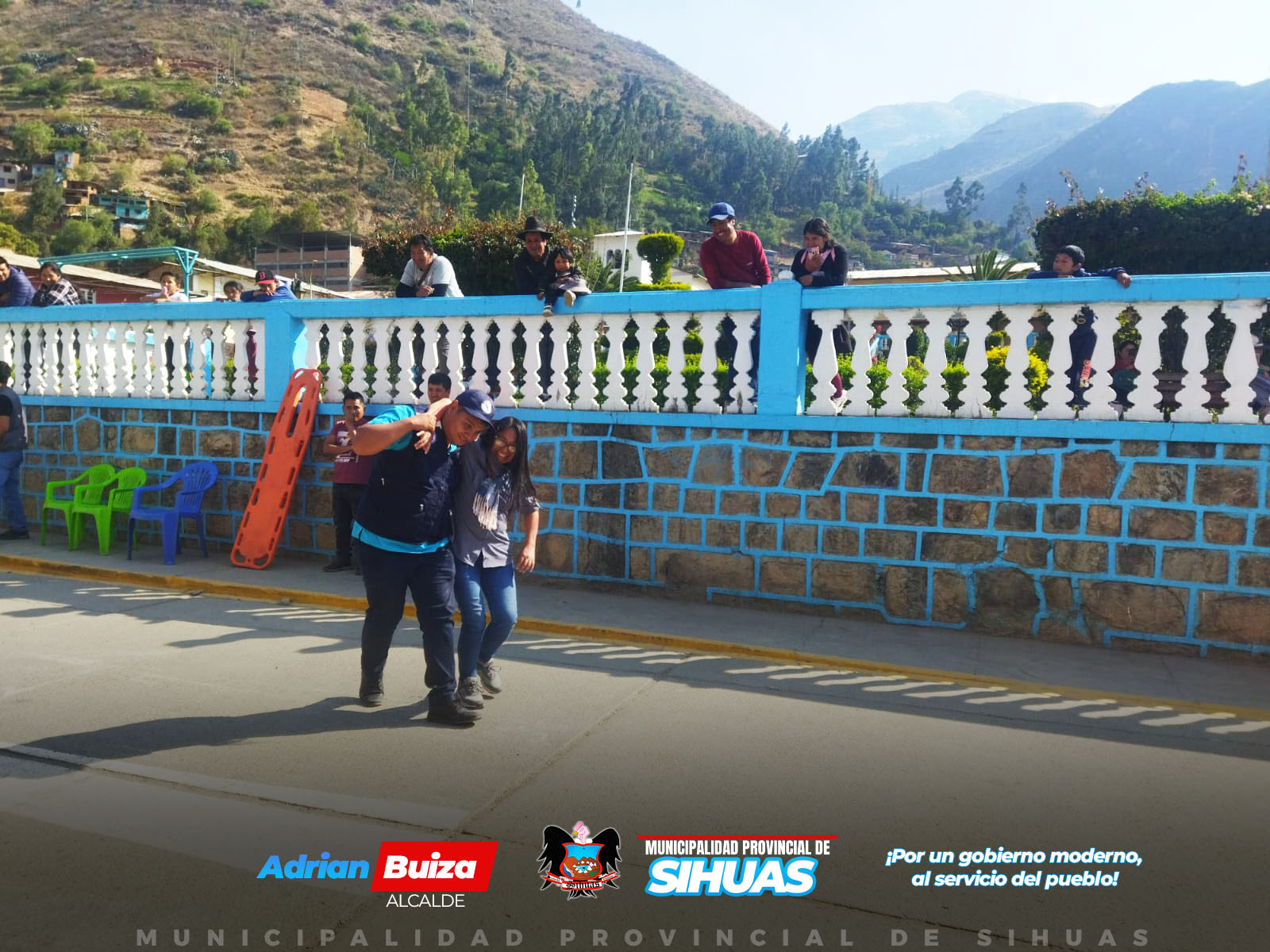 💠PARTICIPACIÓN EN EL SIMULACRO NACIONAL
En horas de la tarde, los trabajadores de la Municipalidad Provincial de Sihuas participaron activamente en el Simulacro Nacional 2024, junto con la Subprefectura Provincial, la Comisaría Sectorial Sihuas - PNP y el Hospital de Apoyo Sihuas.
Este ejercicio que subraya la importancia de estar preparados ante emergencias, tuvo coordinación previa con el área de Defensa Civil.
¡Defensa Civil es tarea de todos!