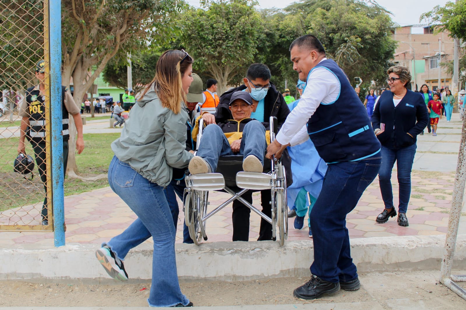 personal municipal cumplió destacada misión en el simulacro