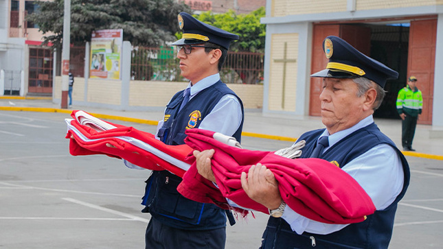 Cumplimos con nuestro deber cívico.
