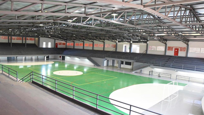 Tras gestiones del Rector, UNSCH contará con polideportivo moderno en la residencia universitaria.
