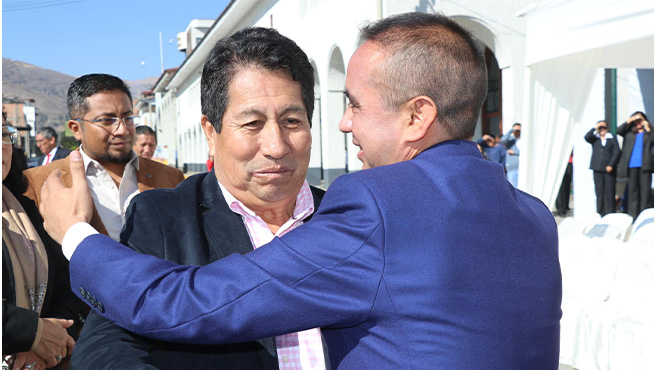 Alcalde de Huarmey participa de la ceremonia protocolar de la "III CUMBRE HAMBRE CERO".