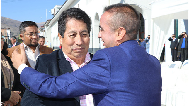 Alcalde de Huarmey participa de la ceremonia protocolar de la "III CUMBRE HAMBRE CERO". 