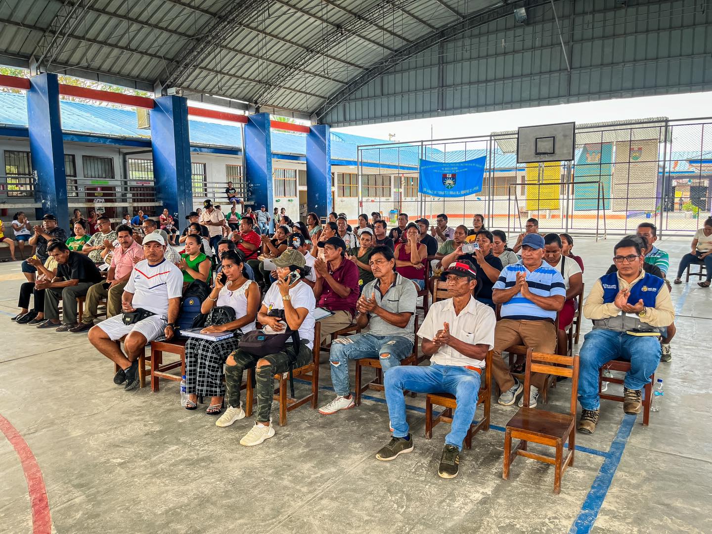 La municipalidad de belén participo de una importante reunión desarrollada en el Asentamiento Humano Violeta Correa