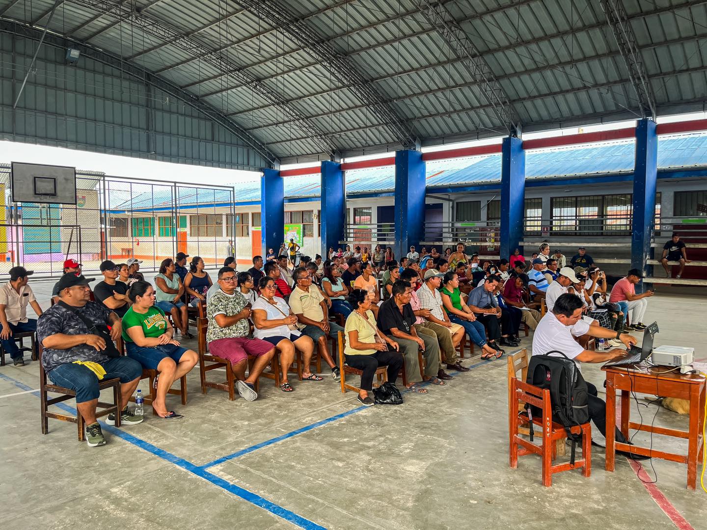 La municipalidad de belén participo de una importante reunión desarrollada en el Asentamiento Humano Violeta Correa