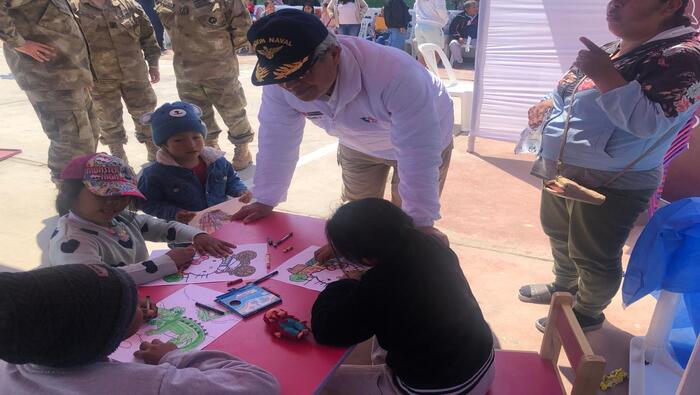 Ministro de Defensa supervisó Campaña Costa Solidaria II de la Marina de Guerra en Nazca