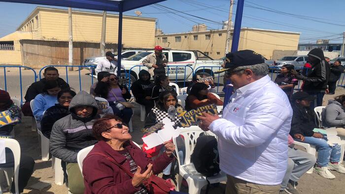 Ministro de Defensa supervisó Campaña Costa Solidaria II de la Marina de Guerra en Nazca