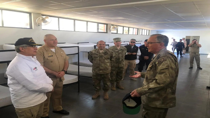 Ministro de Defensa supervisó Campaña Costa Solidaria II de la Marina de Guerra en Nazca