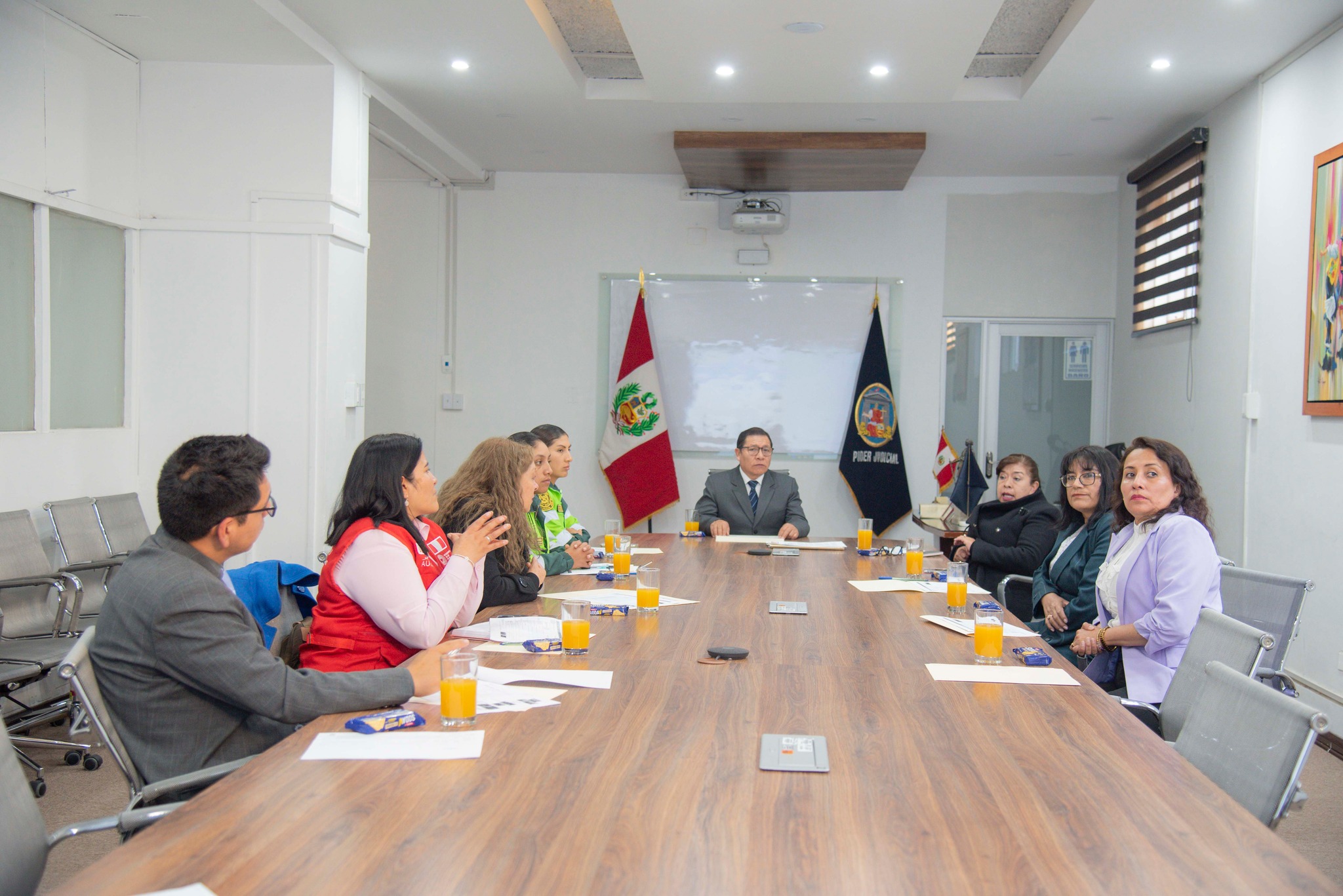 Equipo de implementación del SNEJ evalúa actividades desarrolladas