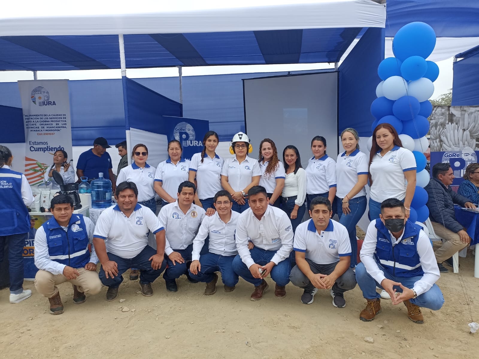 Equipo de especialistas de la DREM PIURA en el evento "ESTA ES MI REGIÓN PIURA"