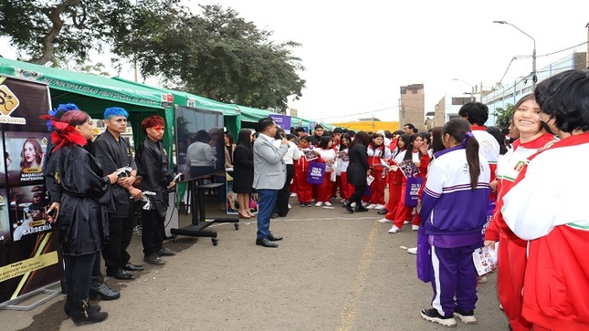 Municipalidad provincial de Huaral realiza con éxito el II Expoeduca
