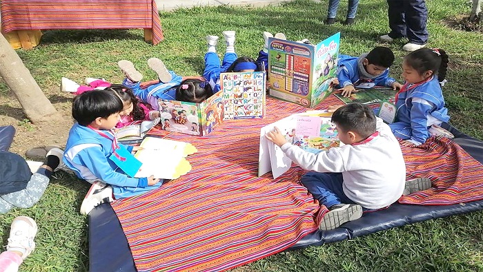 I.E.I. Virgen del Rosario participรณ en Tours Lรบdicos en la biblioteca Huaral Lee