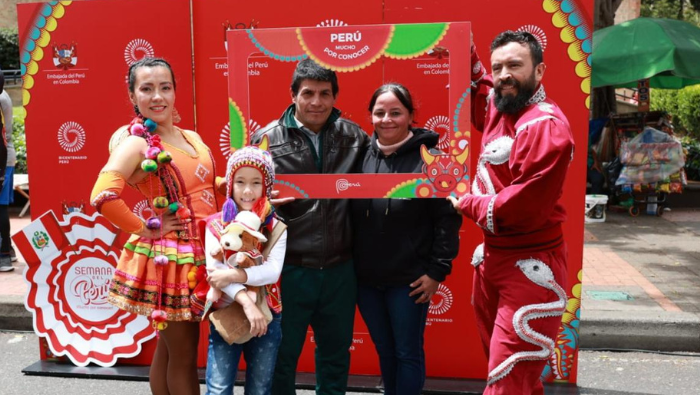 “Semana del Perú”: connacionales promueven la riqueza y diversidad peruana en Bogotá