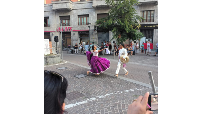 Consulado General del Perú en Milán participó en actividades de Fiestas Patrias