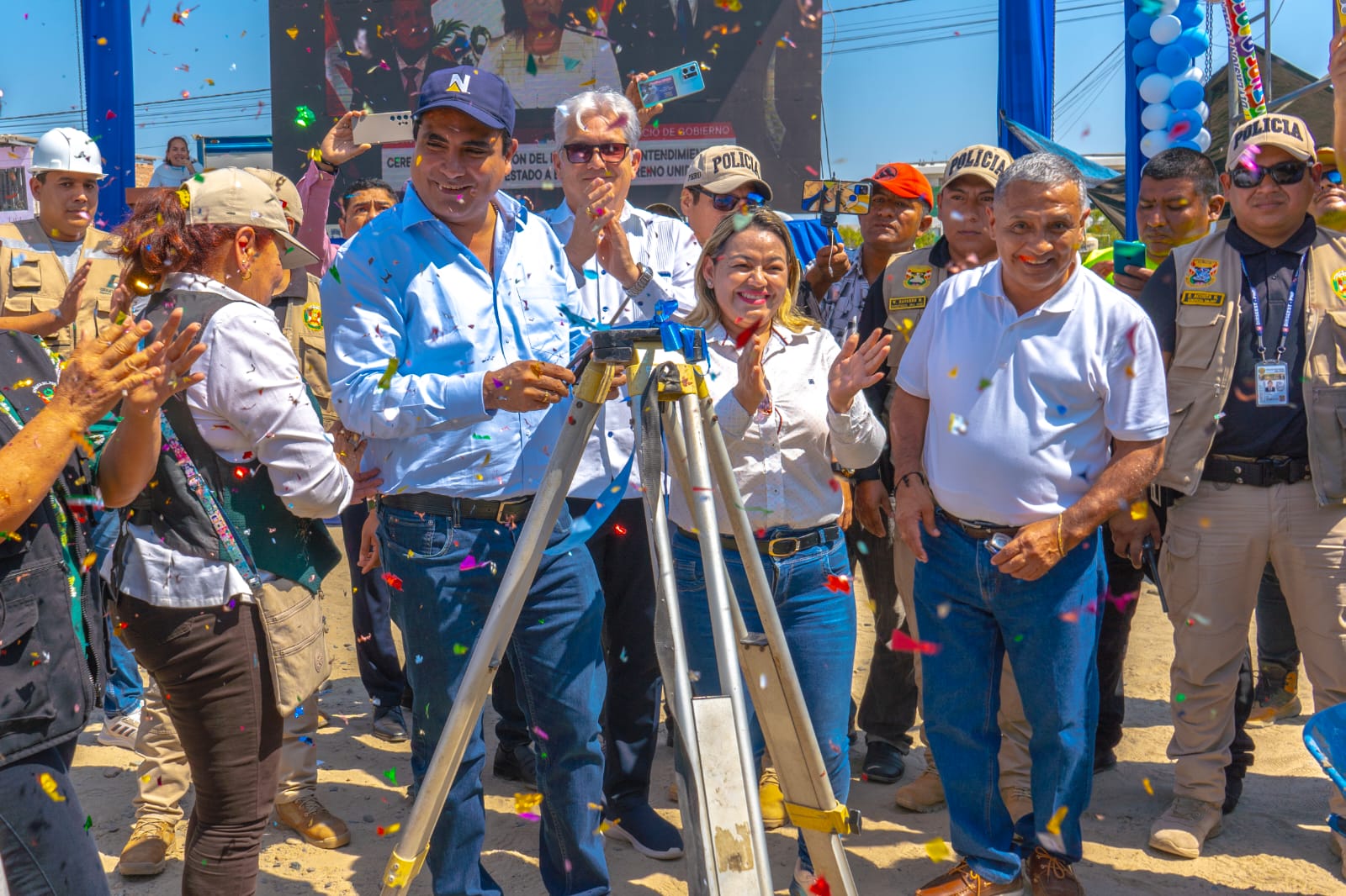 Sullana: Gobernador da inio a obra de pistas y veredas en Villa María-Cieneguillo Centro, obra esperada desde hace 40 años