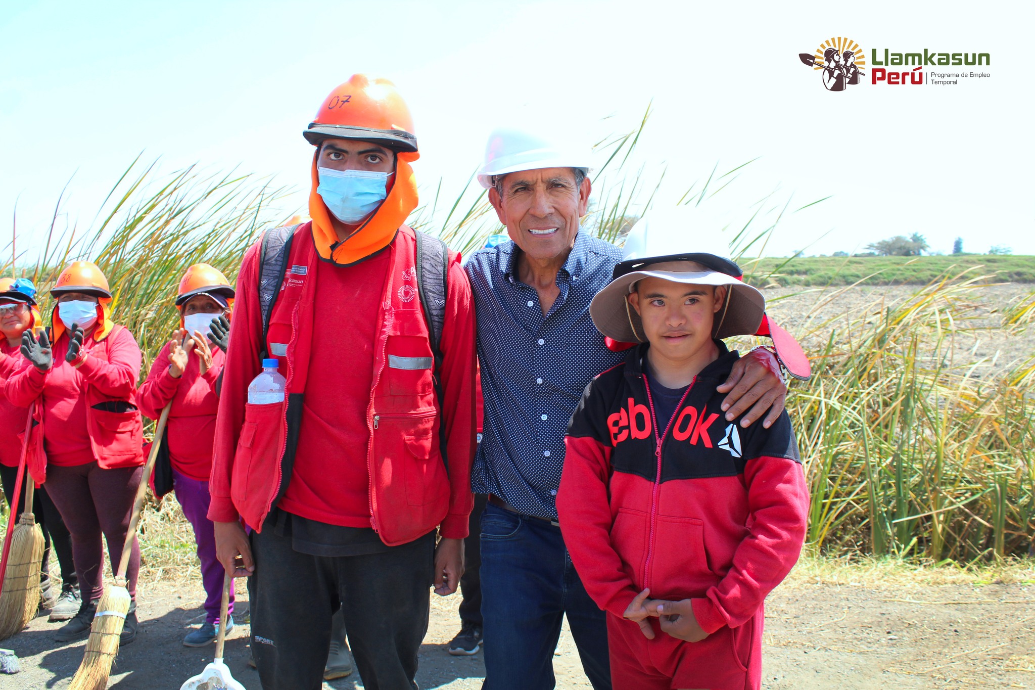 ¡LLAMKASUN PERÚ ES progreso PARA TODOS!