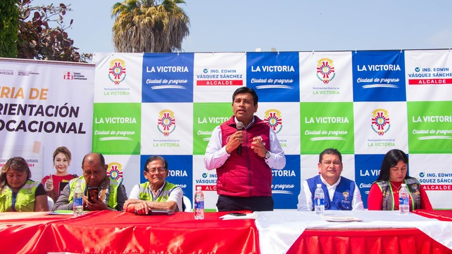 FERIA VOCACIONAL LA VICTORIA
